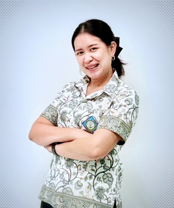 นางสาวนริสา ท่าตะโก